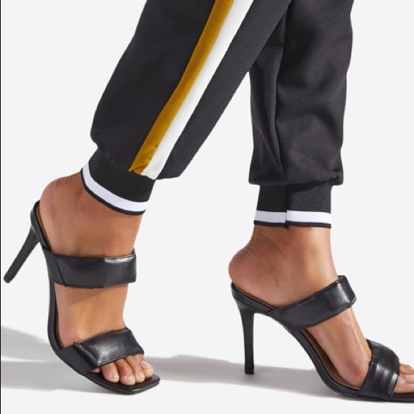 Nafessa Velcro Strap Sandal - Picture 5 of 8